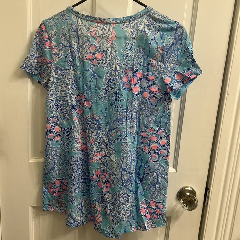 Lilly Pulitzer Vibrant Floral Shirt - Picture 4 of 7